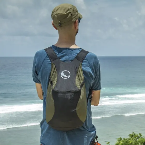 gr&uuml;ner Mini Rucksack