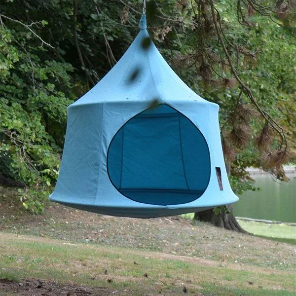 Der Domo unter einem Blockhaus